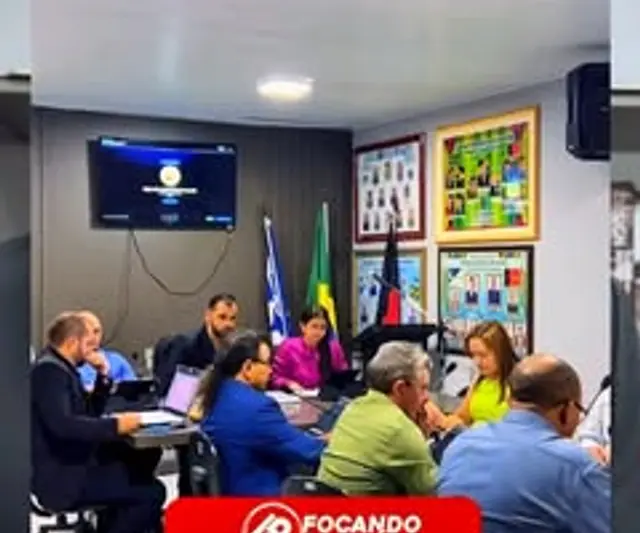 Câmara de Parari aprova projetos e debate saúde da mulher em sessão ordinária